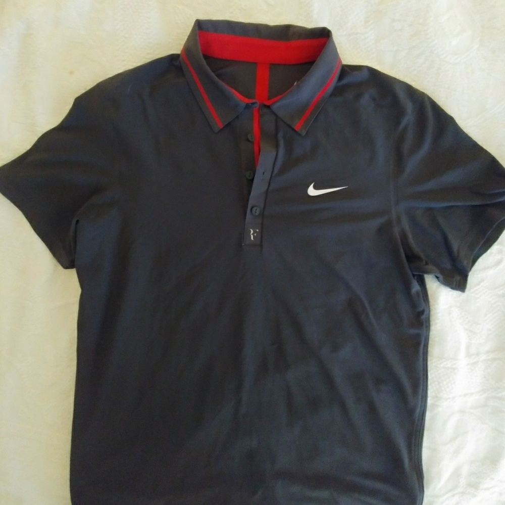 NIKE Federer Dri fit Knit Tennis Shirt Sz M. EUC